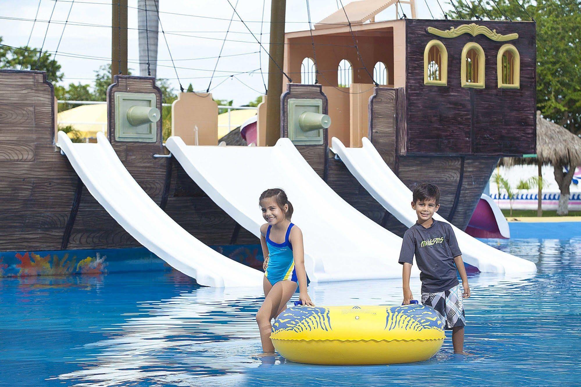 Splash Inn Nuevo Vallarta & Parque Acuatico מראה חיצוני תמונה